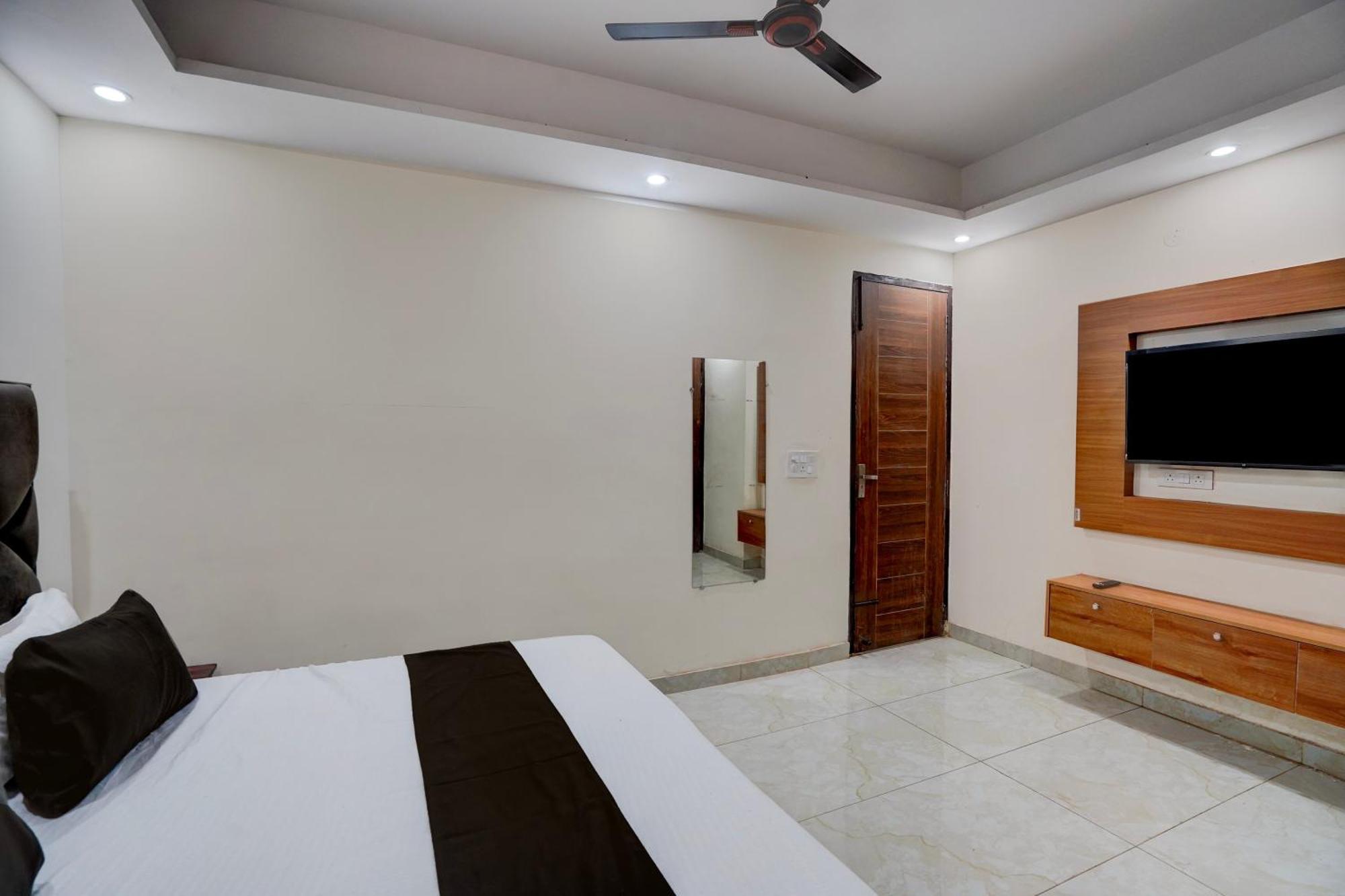 Hotel O R.N Residency Hotel Ghaziabad Extérieur photo